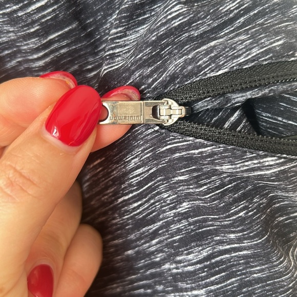 Lululemon T.H.E. Short *Luxtreme Liner 9" size M grey men’s gym workout sport - Picture 6 of 9